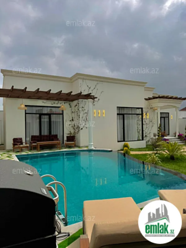 Satılır 4 otaqlı mənzil 200 m²