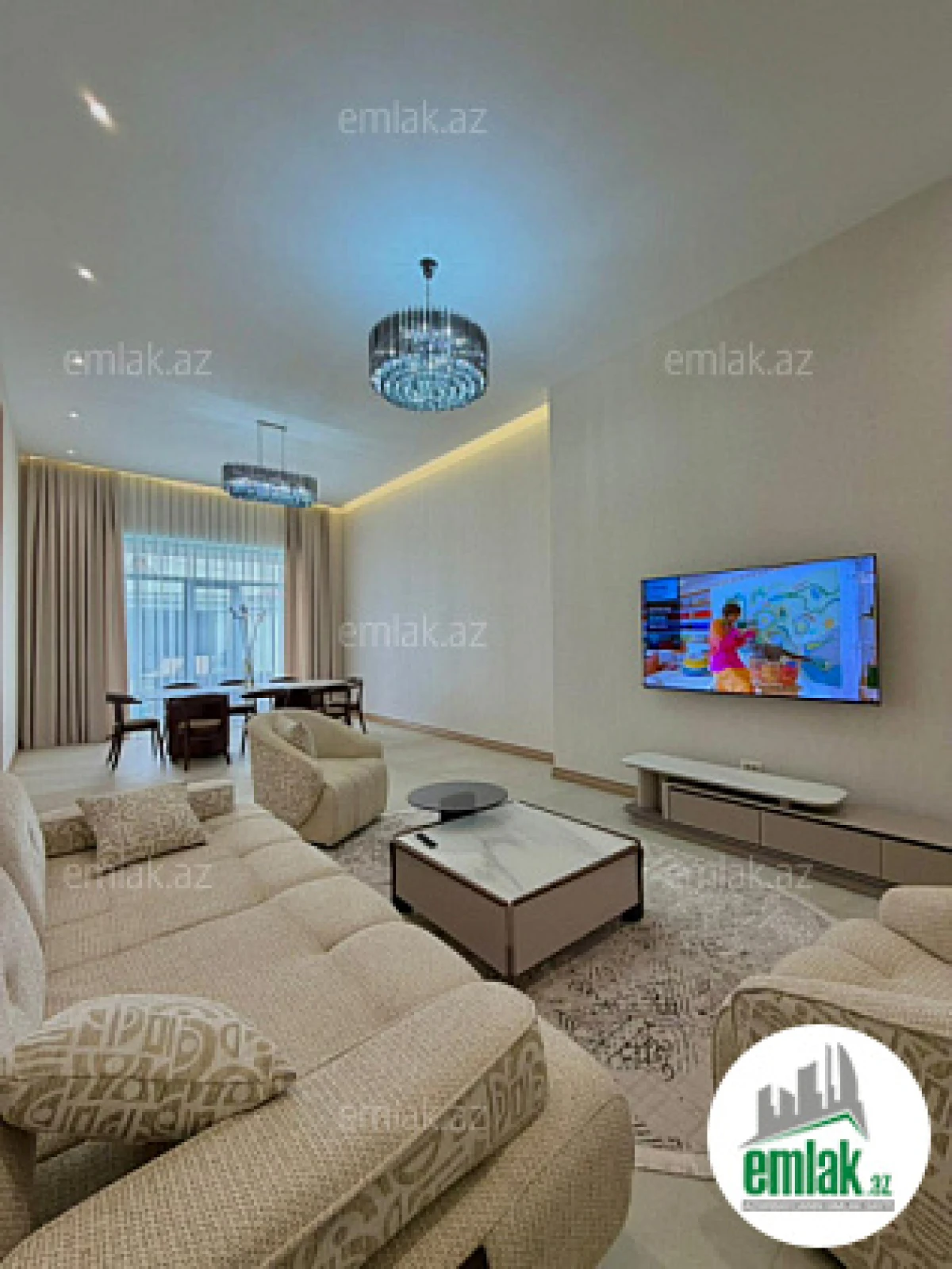 Satılır 4 otaqlı mənzil 200 m²