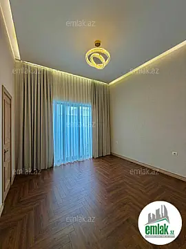 Satılır 4 otaqlı mənzil 200 m²