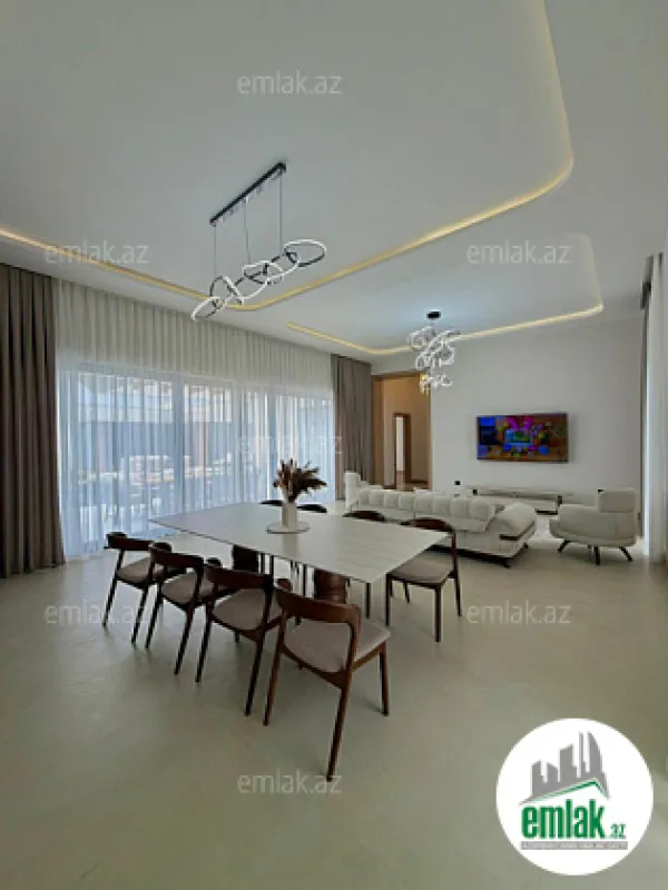 Satılır 5 otaqlı mənzil 220 m²