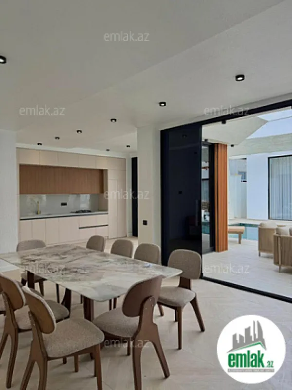 Satılır 5 otaqlı mənzil 220 m²