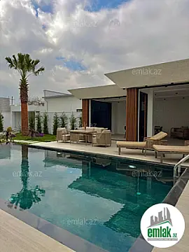 Satılır 5 otaqlı mənzil 220 m²