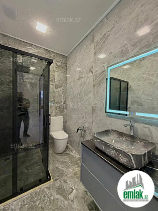 Satılır 4 otaqlı mənzil 170 m²