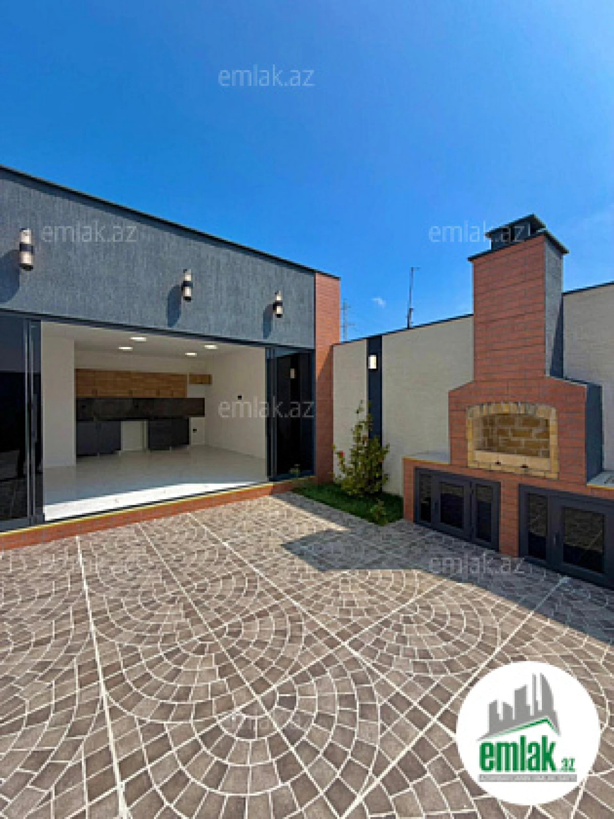 Satılır 4 otaqlı mənzil 170 m²