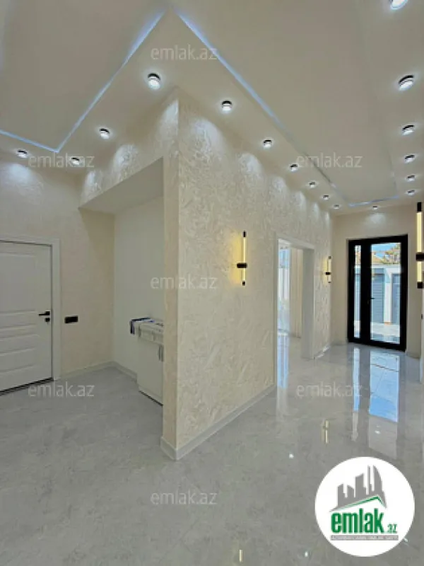 Satılır 4 otaqlı mənzil 140 m²