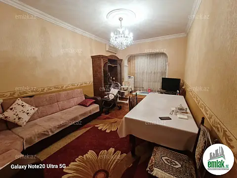 Satılır 4 otaqlı köhnə tikili 115 m² — Bakı 4 otaq 115.00 m²