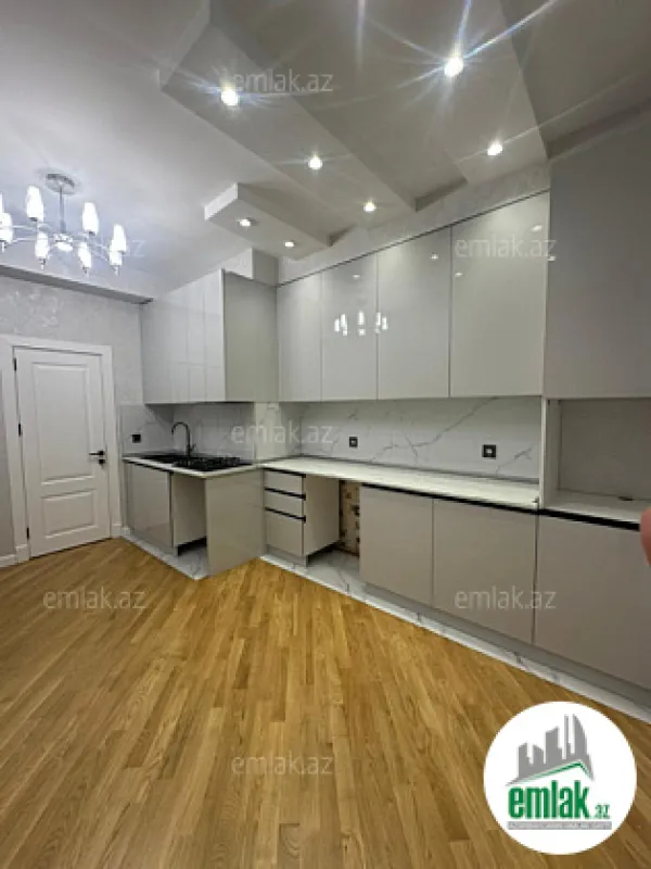 Satılır 3 otaqlı yeni tikili 121 m²