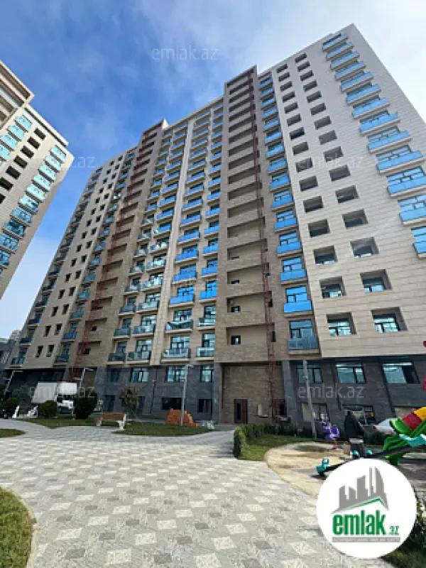 Satılır 4 otaqlı yeni tikili 195 m²