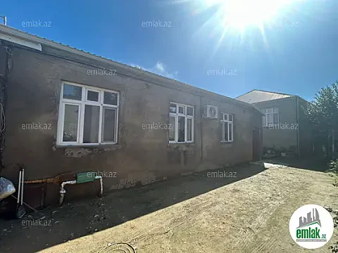 Satılır 9 otaqlı həyət evi 250 m² — Bakı 9 otaq 250.00 m²