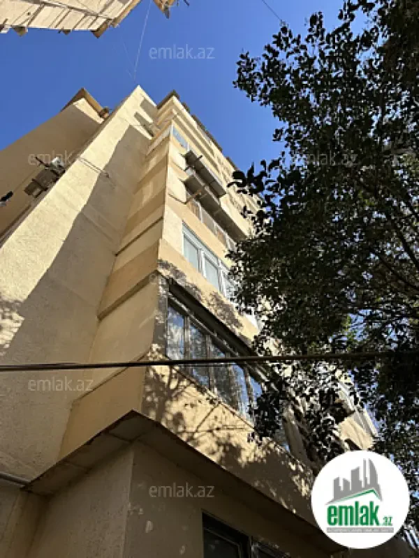 Satılır 5 otaqlı köhnə tikili 120 m²