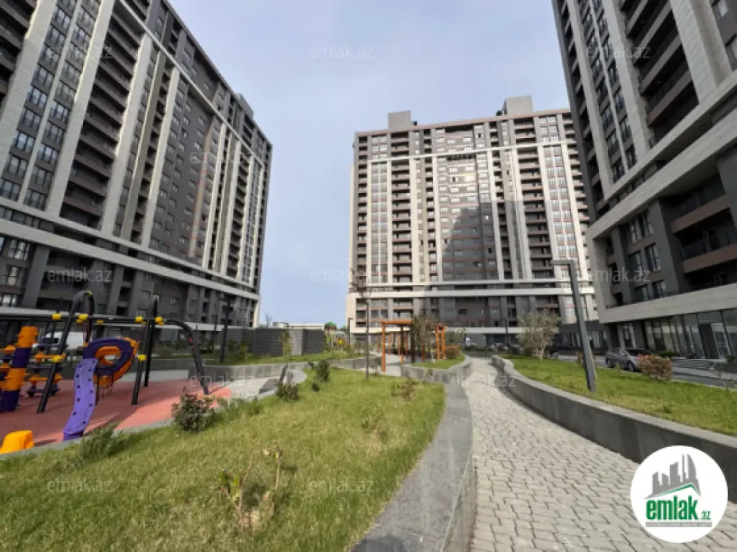 Satılır 3 otaqlı yeni tikili 128 m²