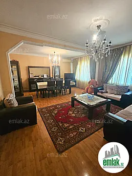 Satılır 4 otaqlı köhnə tikili 120 m² — Bakı 4 otaq 120.00 m²