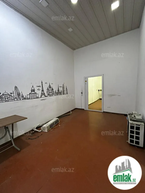 Satılır 4 otaqlı köhnə tikili 85 m²