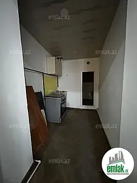 Satılır 4 otaqlı köhnə tikili 85 m²