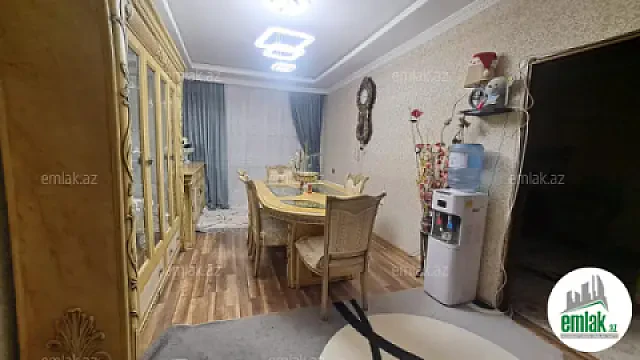Satılır 4 otaqlı köhnə tikili 110 m² — Bakı 4 otaq 110.00 m²
