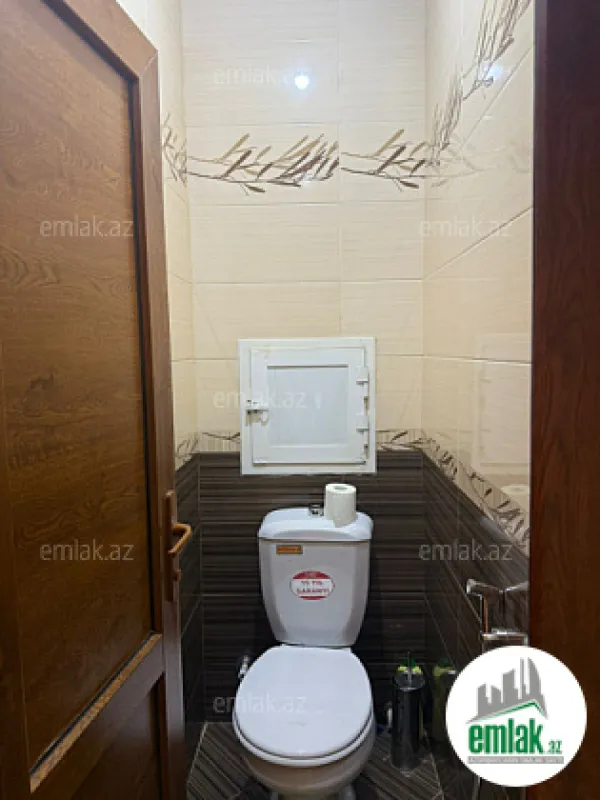 Satılır 4 otaqlı köhnə tikili 110 m²