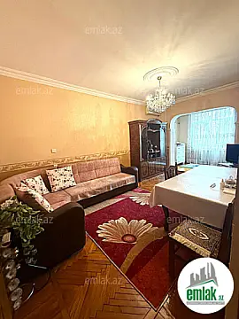 Satılır 4 otaqlı köhnə tikili 110 m² — Bakı 4 otaq 110.00 m²