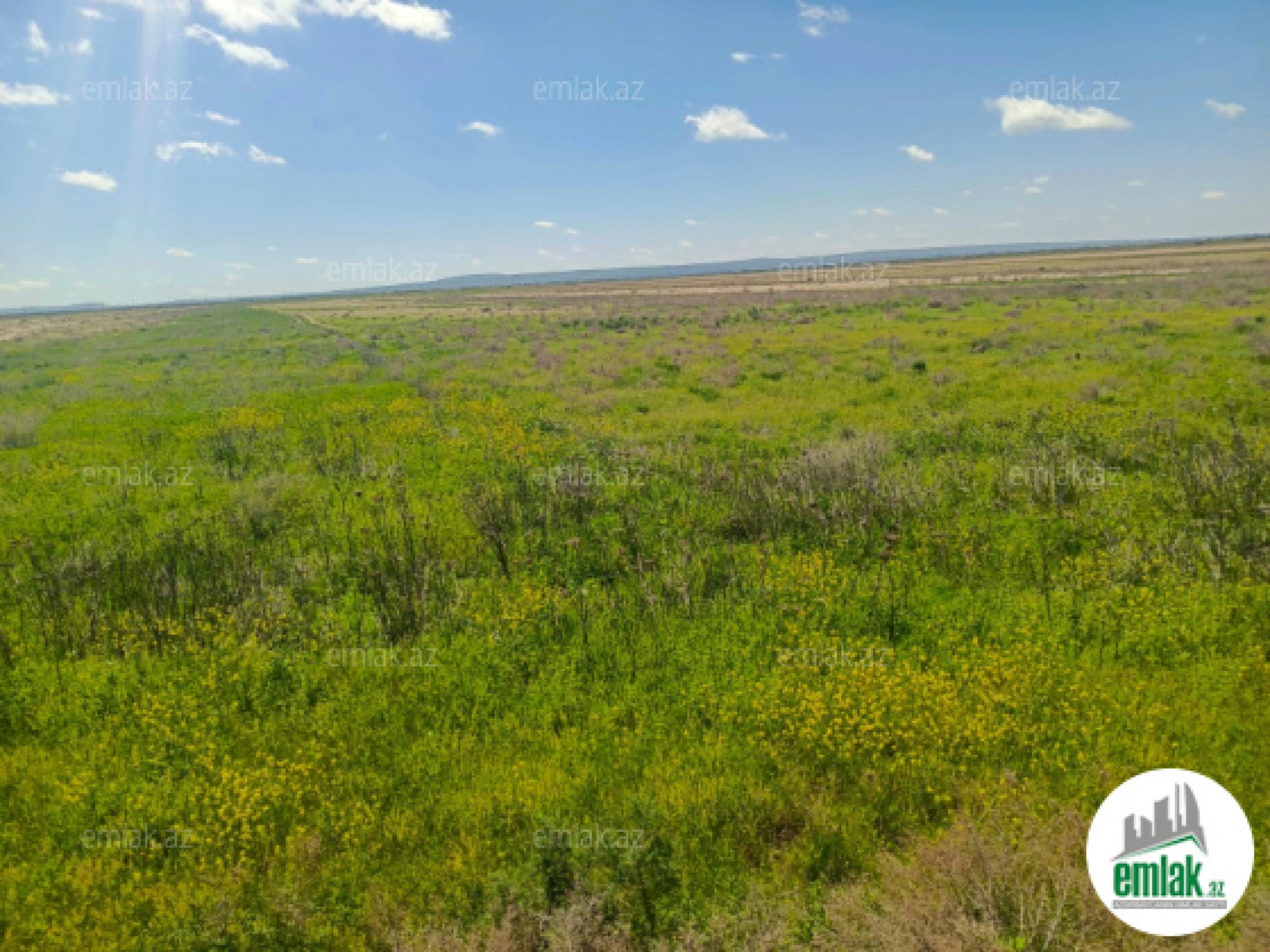 Satılır torpaq sahəsi 25000 m²