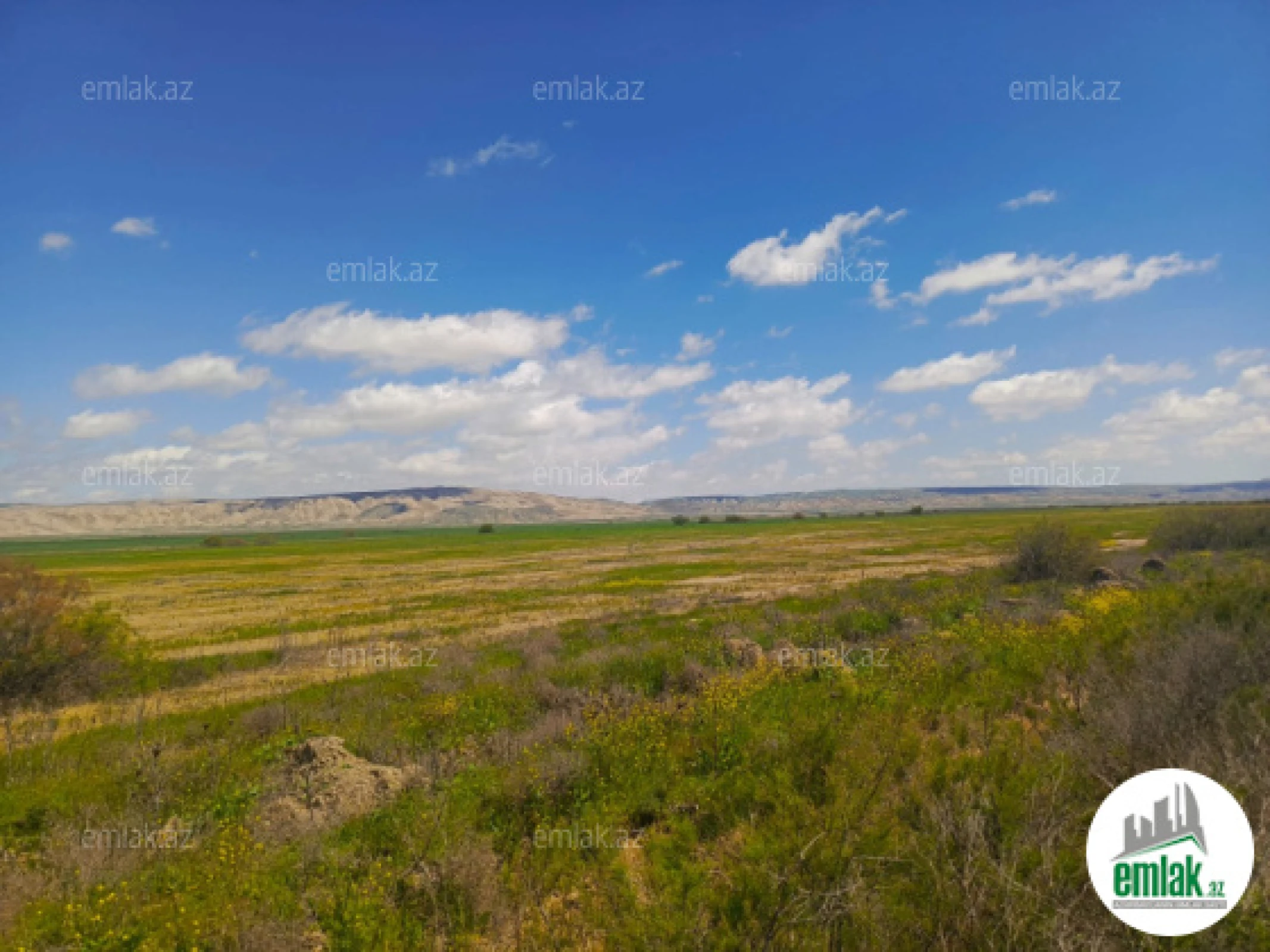 Satılır torpaq sahəsi 25000 m²