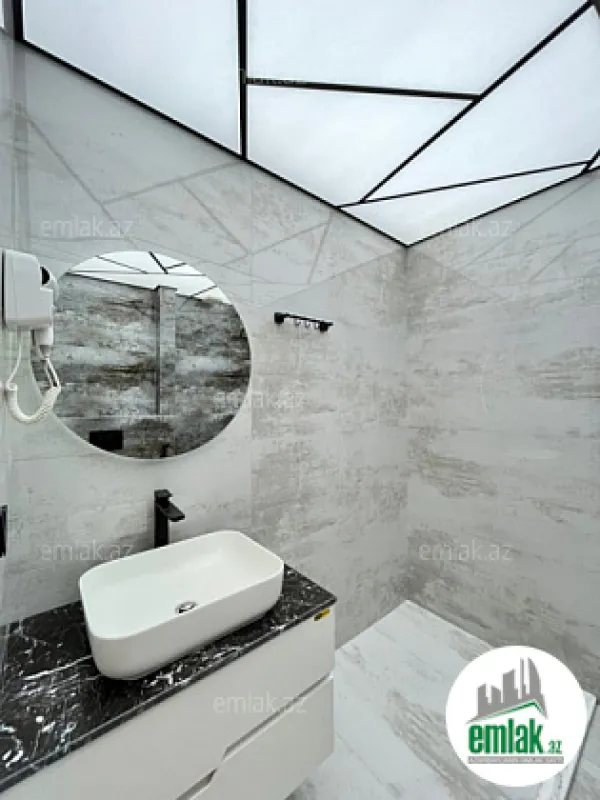 Satılır 3 otaqlı yeni tikili 165 m²