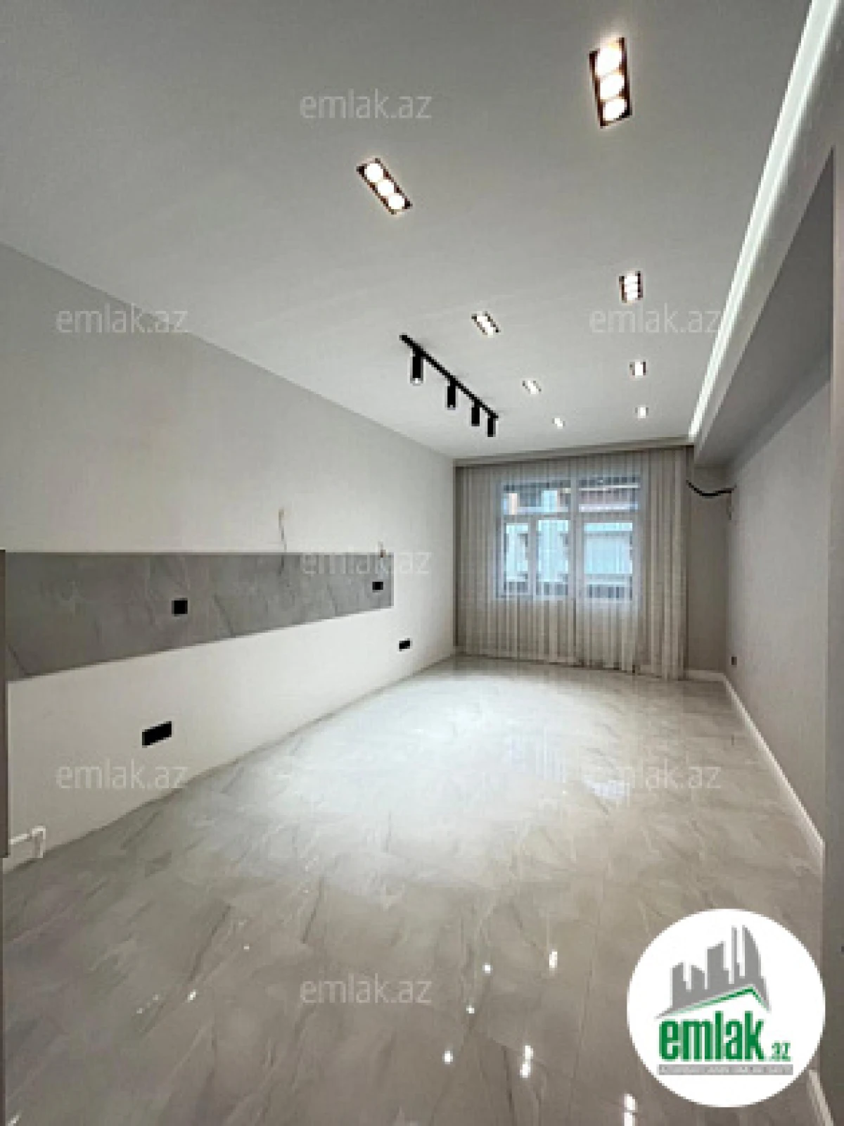 Satılır 3 otaqlı yeni tikili 165 m²