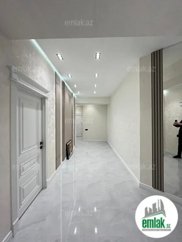 Satılır 3 otaqlı yeni tikili 165 m²