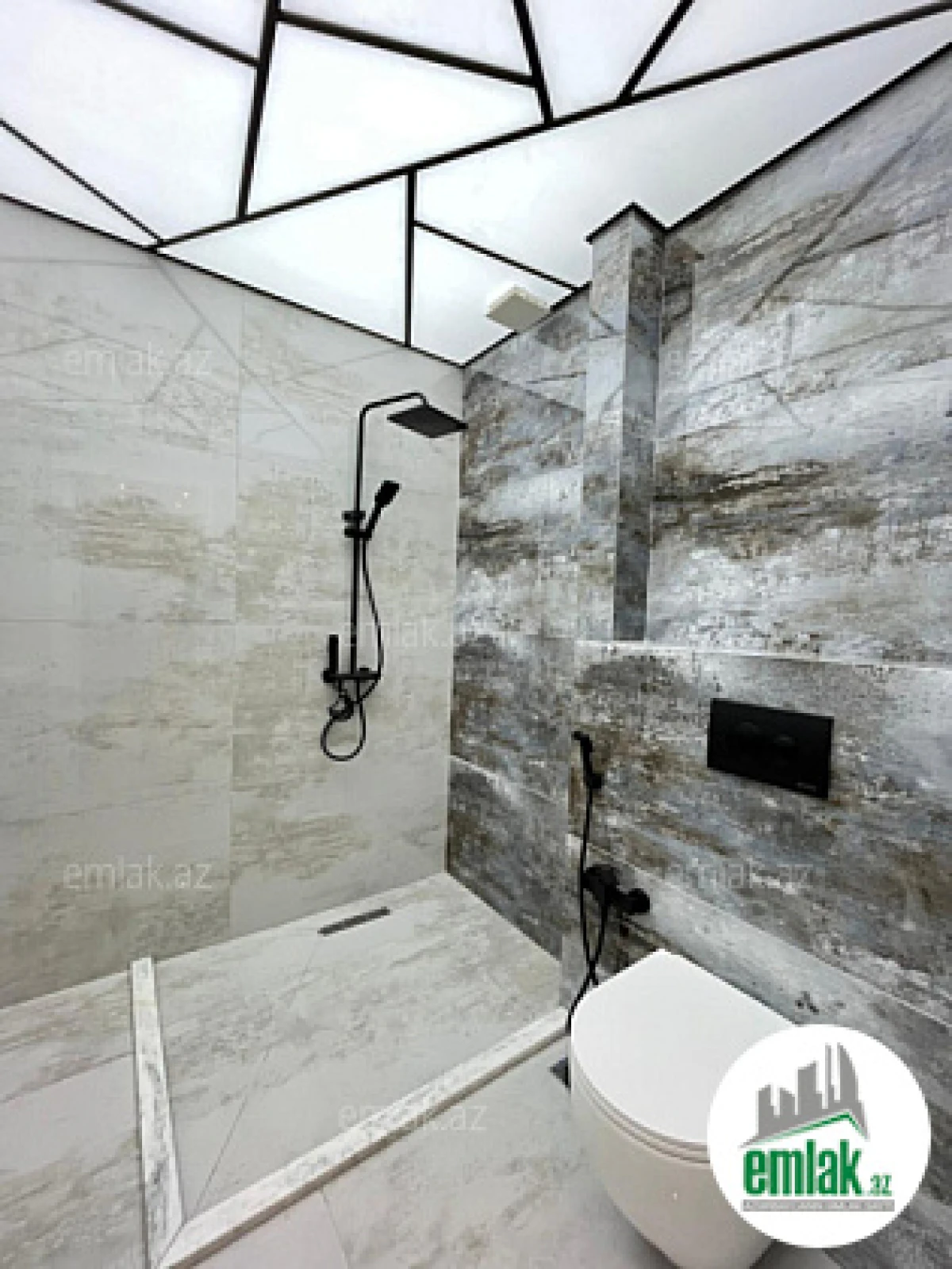 Satılır 3 otaqlı yeni tikili 165 m²