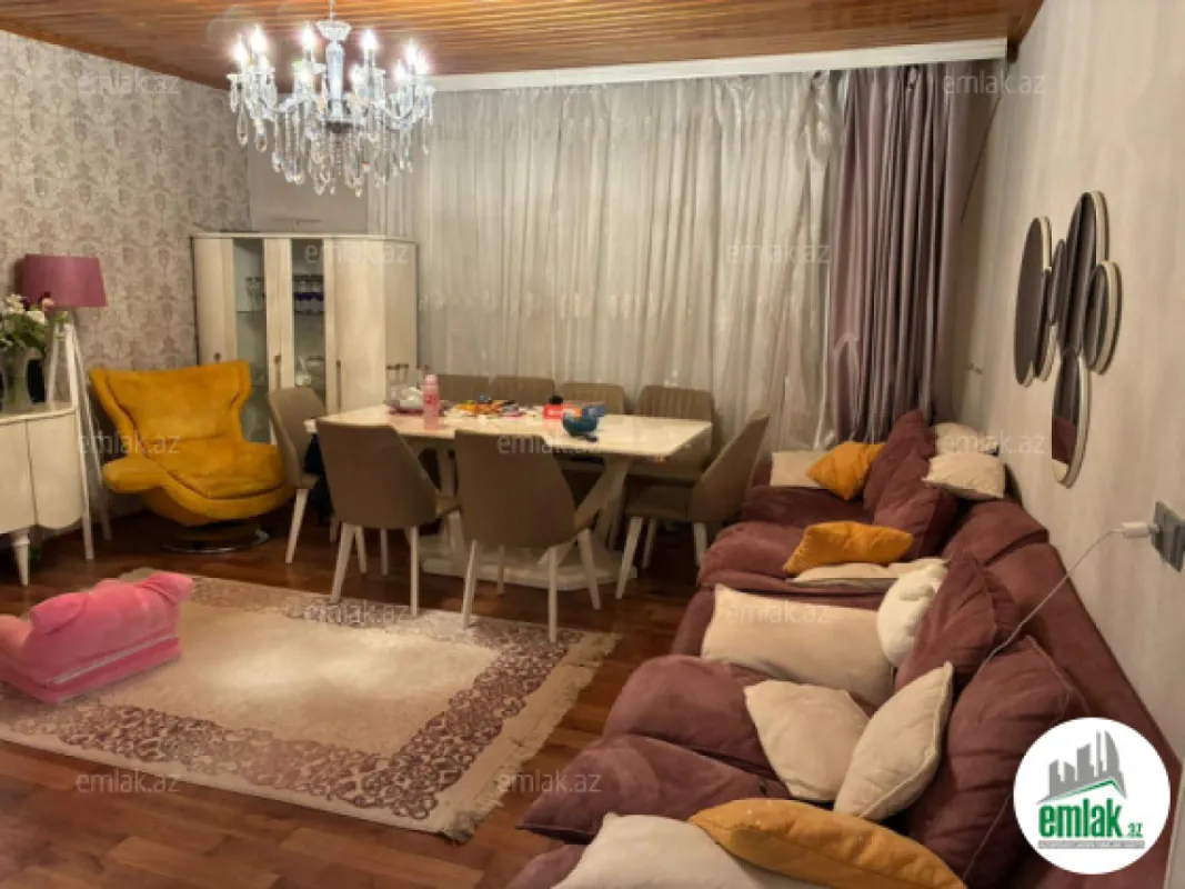 Satılır 3 otaqlı köhnə tikili 85 m²