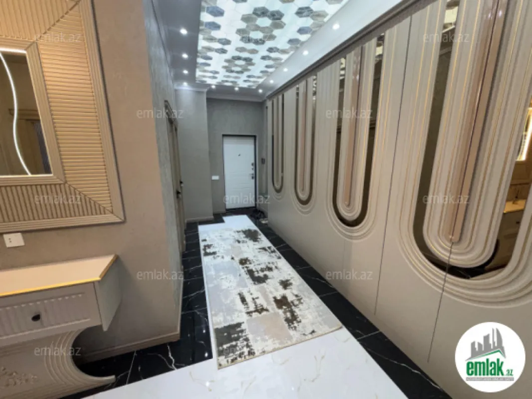 Satılır 3 otaqlı yeni tikili 127 m²
