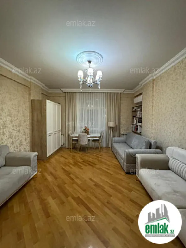 Satılır 2 otaqlı yeni tikili 82 m²