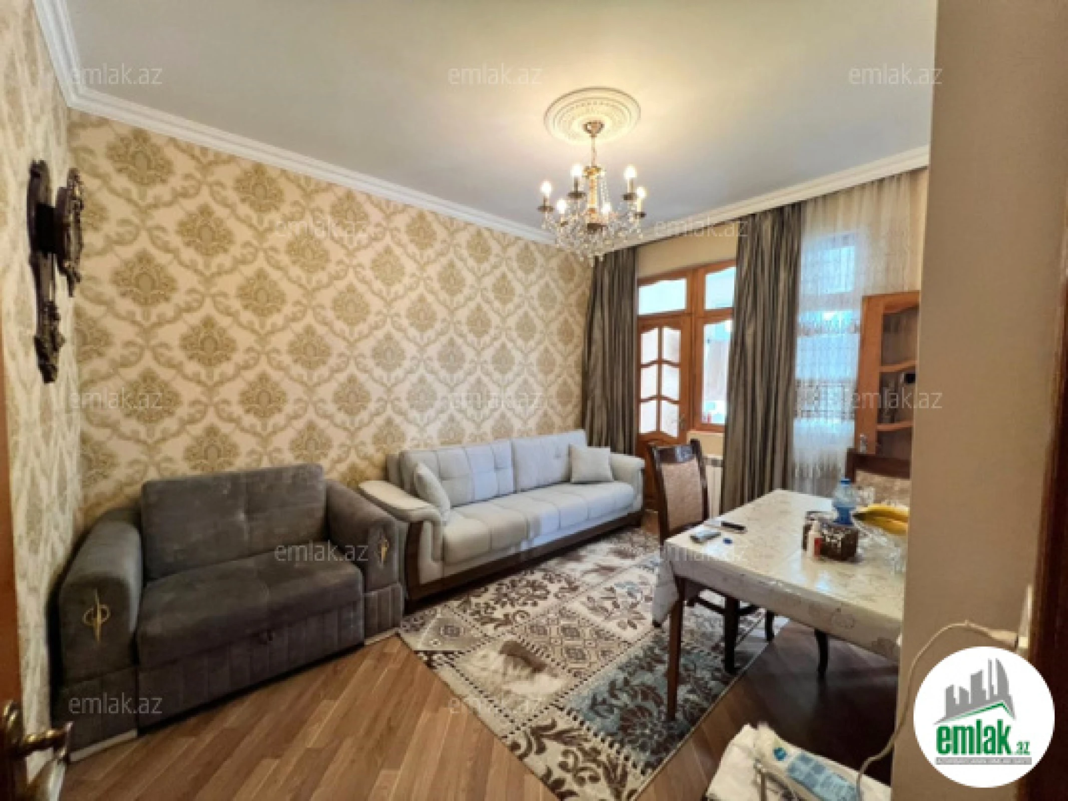Satılır 2 otaqlı köhnə tikili 65 m²