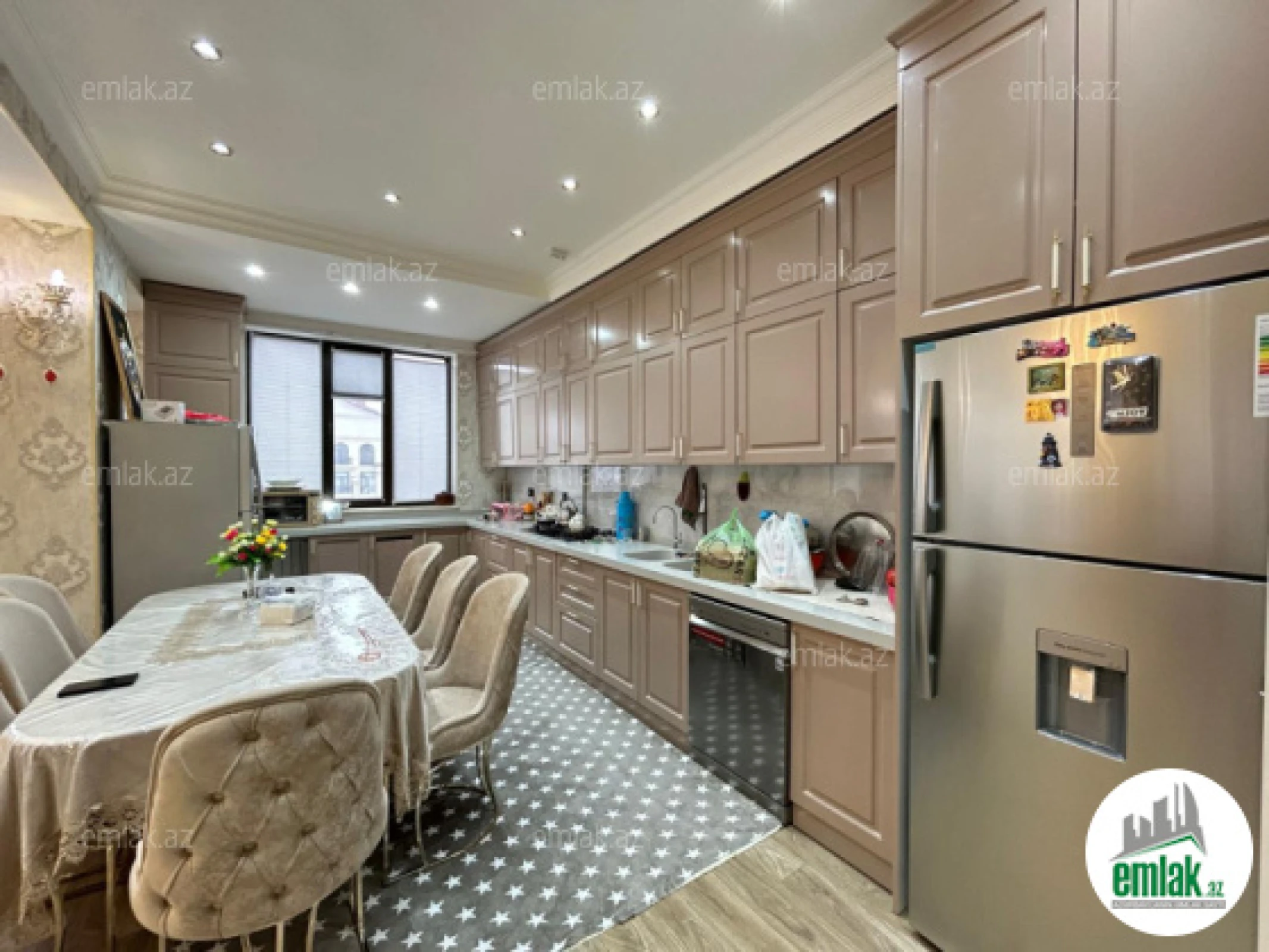 Satılır 3 otaqlı yeni tikili 142 m²