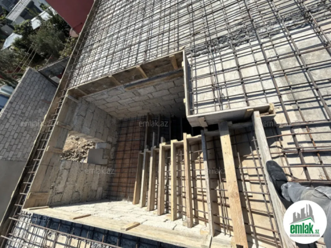 Satılır 5 otaqlı həyət evi 190 m²