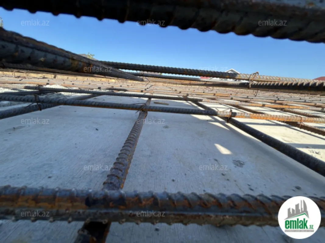 Satılır 5 otaqlı həyət evi 190 m²