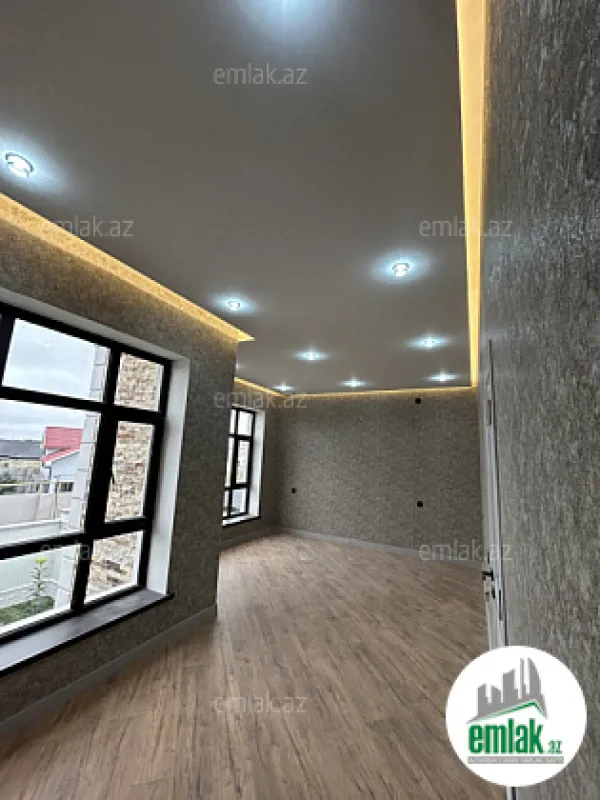 Satılır 5 otaqlı həyət evi 190 m²