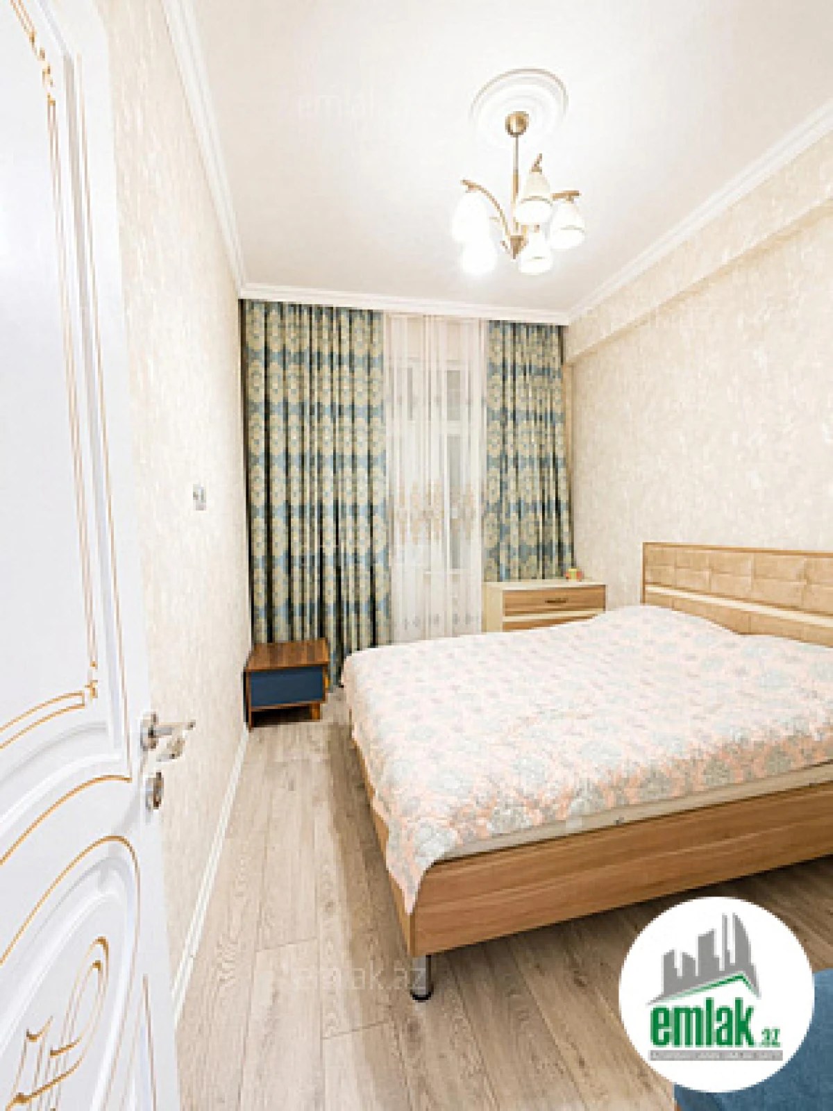 Satılır 3 otaqlı yeni tikili 75 m²