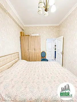 Satılır 3 otaqlı yeni tikili 75 m²