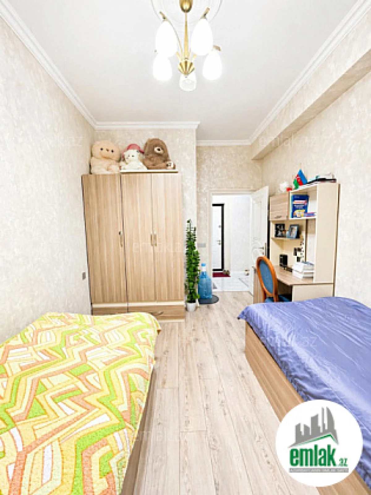 Satılır 3 otaqlı yeni tikili 75 m²