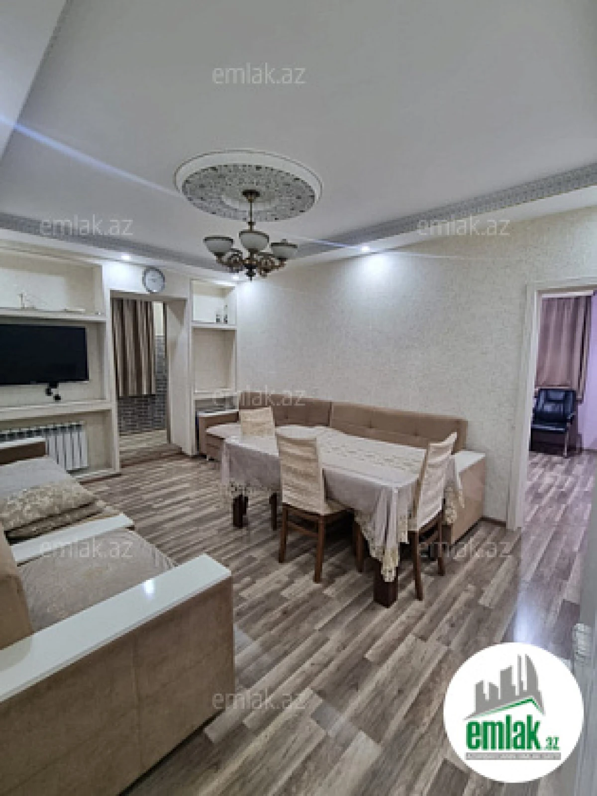 Satılır 4 otaqlı köhnə tikili 65 m²