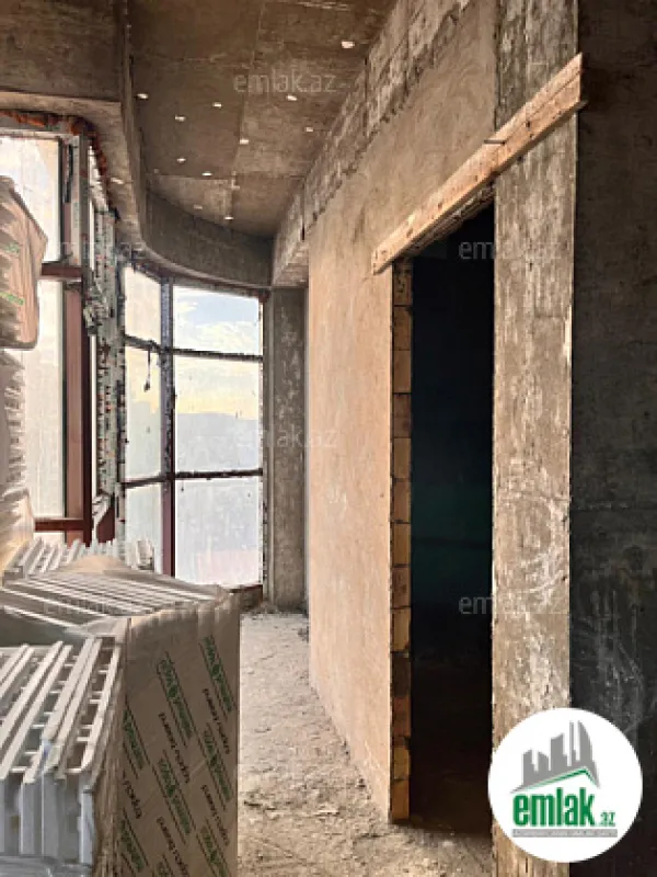 Satılır 3 otaqlı yeni tikili 210 m²