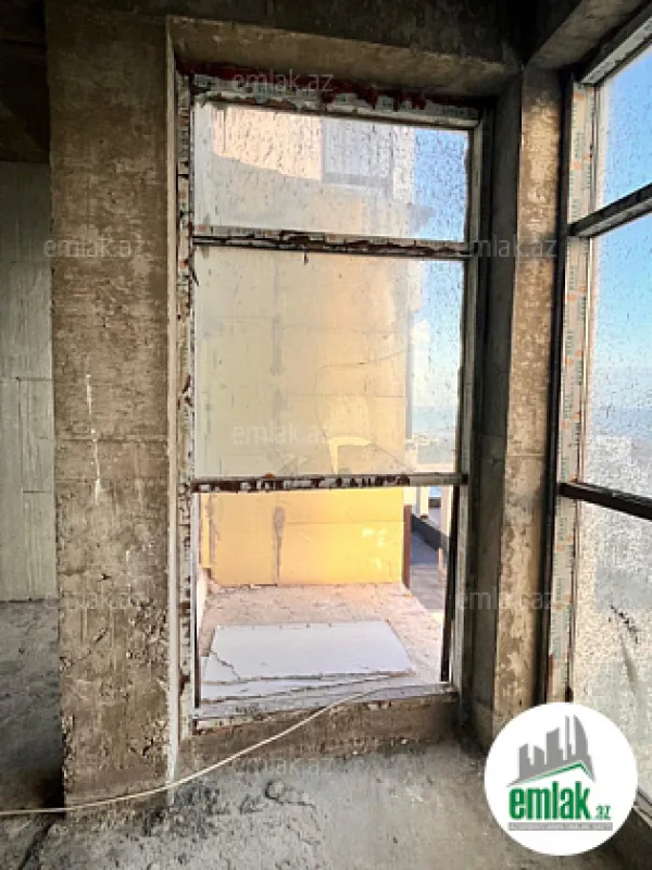 Satılır 3 otaqlı yeni tikili 210 m²