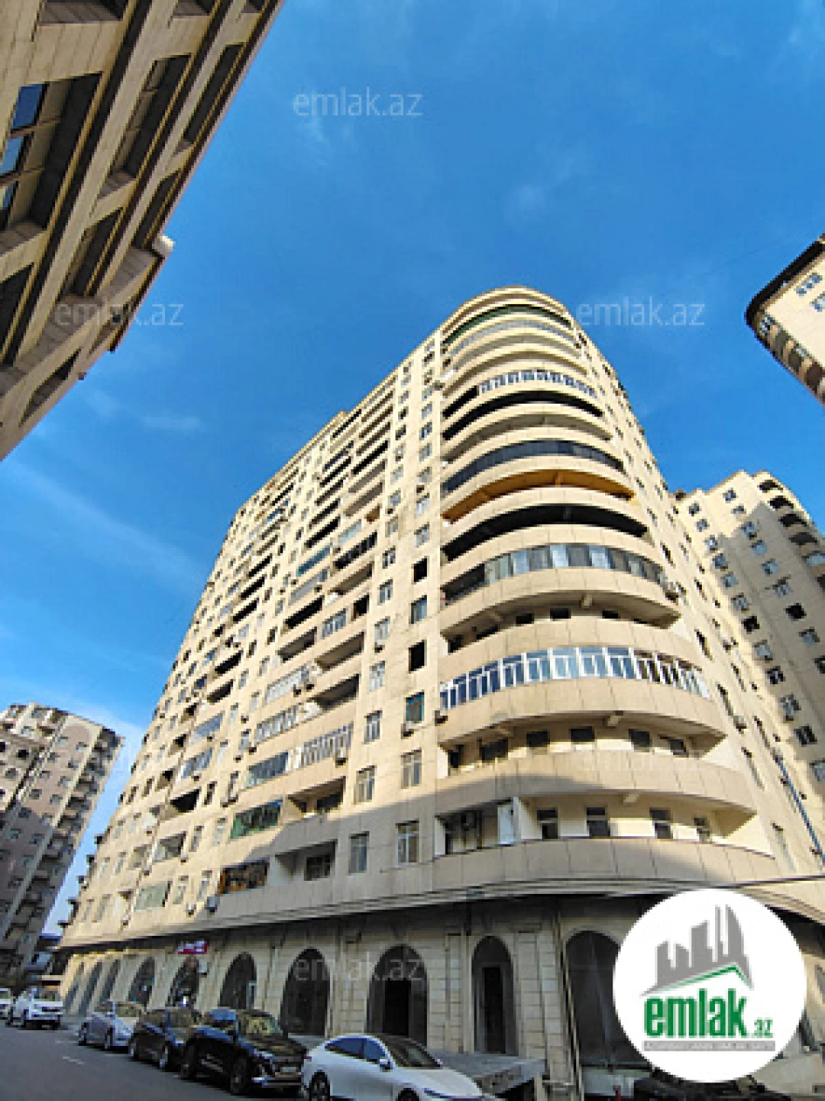 Satılır 4 otaqlı yeni tikili 185 m²