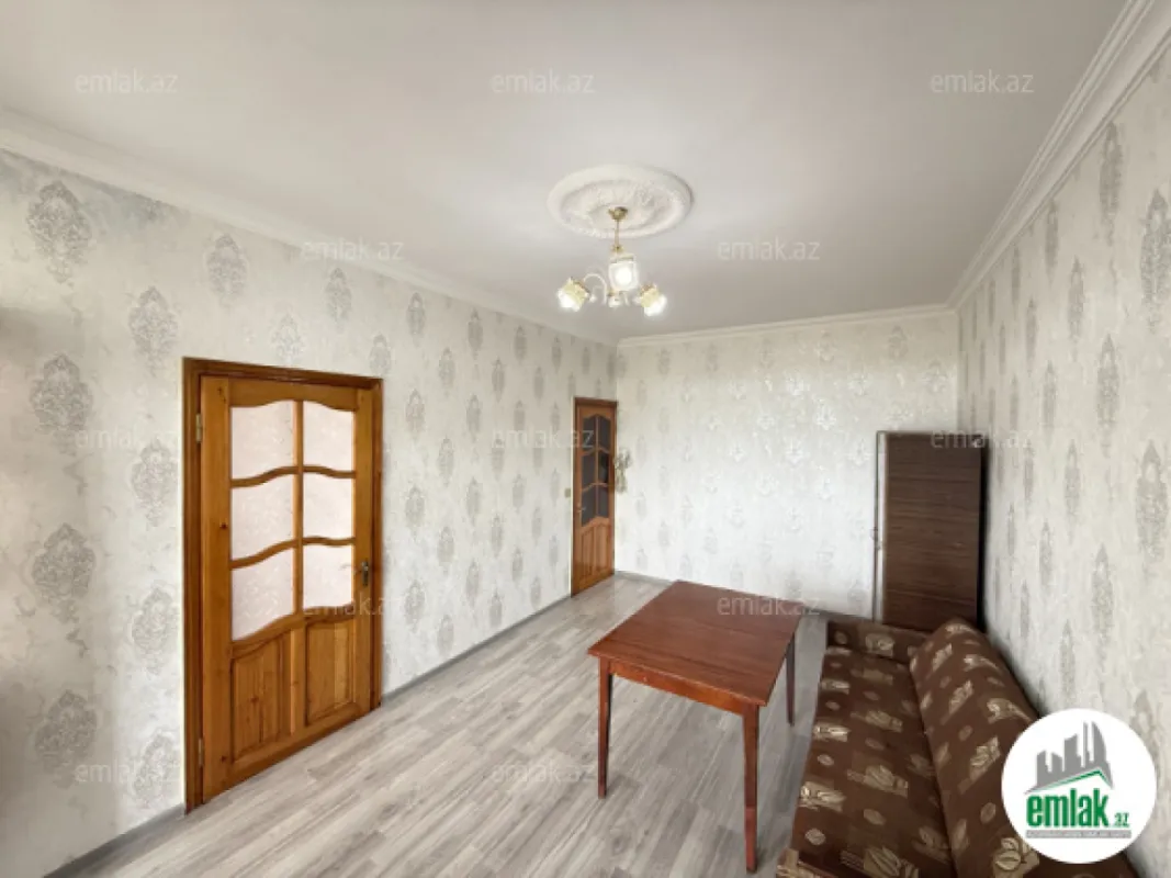 Satılır 2 otaqlı köhnə tikili 34 m²