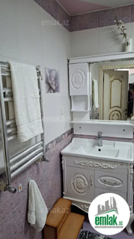 Satılır 2 otaqlı yeni tikili 55 m²