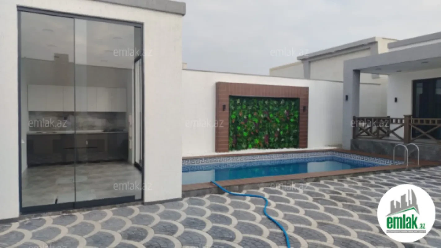 Satılır 4 otaqlı mənzil 160 m²