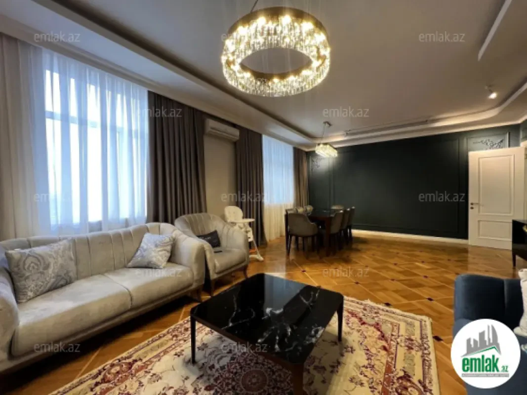 Satılır 3 otaqlı yeni tikili 140 m²