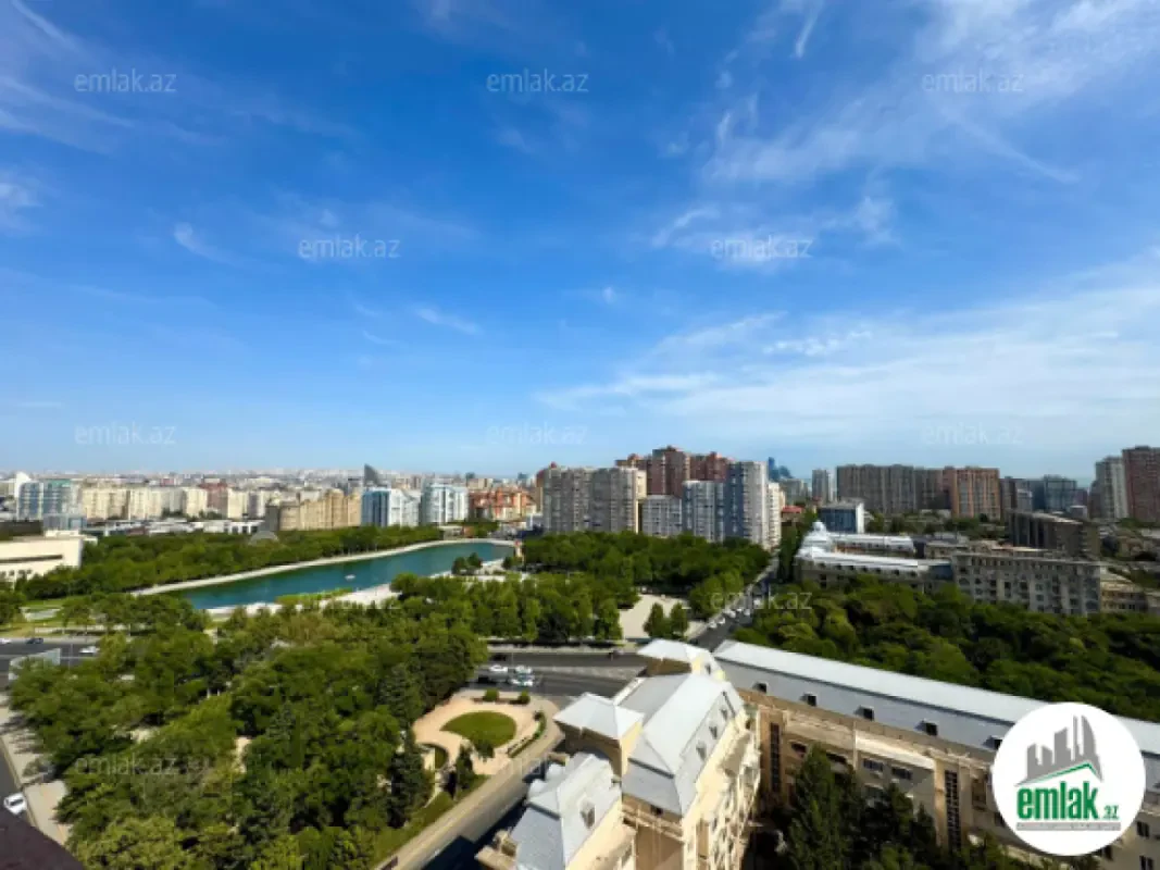 Satılır 3 otaqlı yeni tikili 120 m²