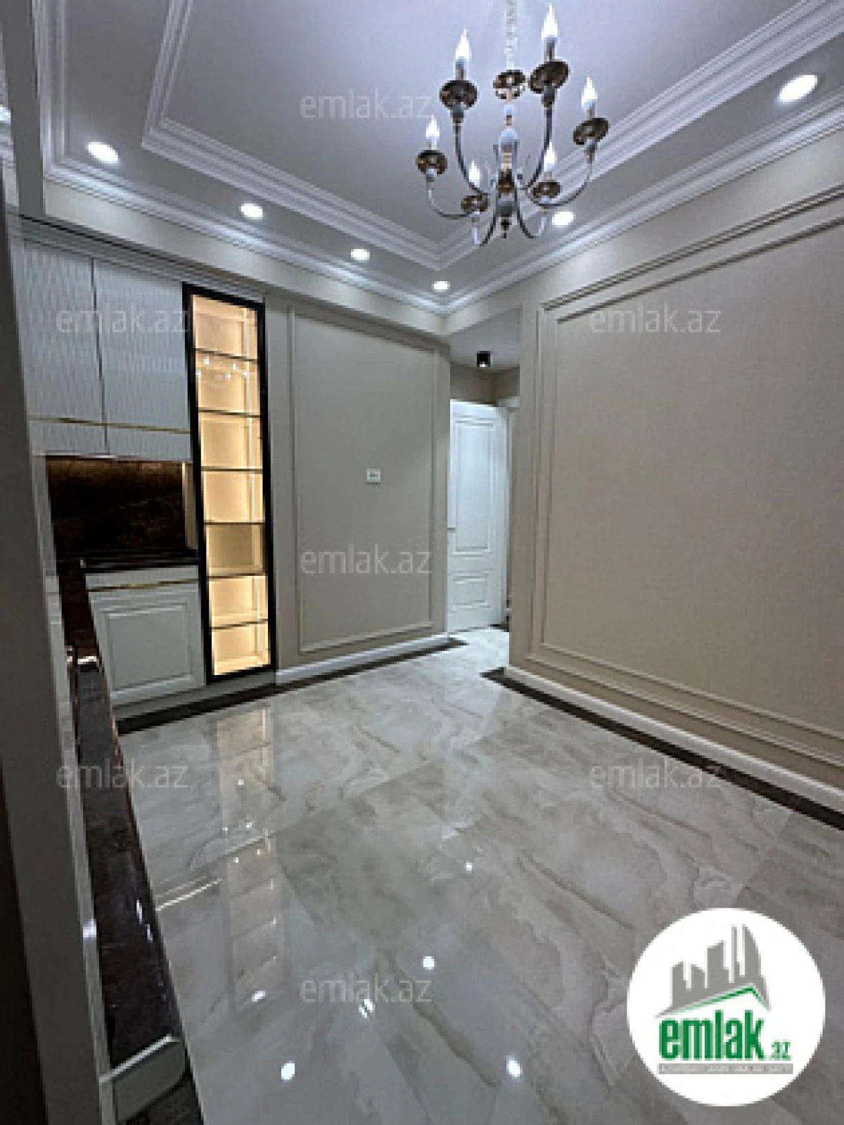 Satılır 3 otaqlı yeni tikili 90 m²