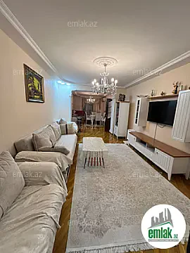 Satılır 3 otaqlı köhnə tikili 101 m² — Bakı 3 otaq 101.00 m²