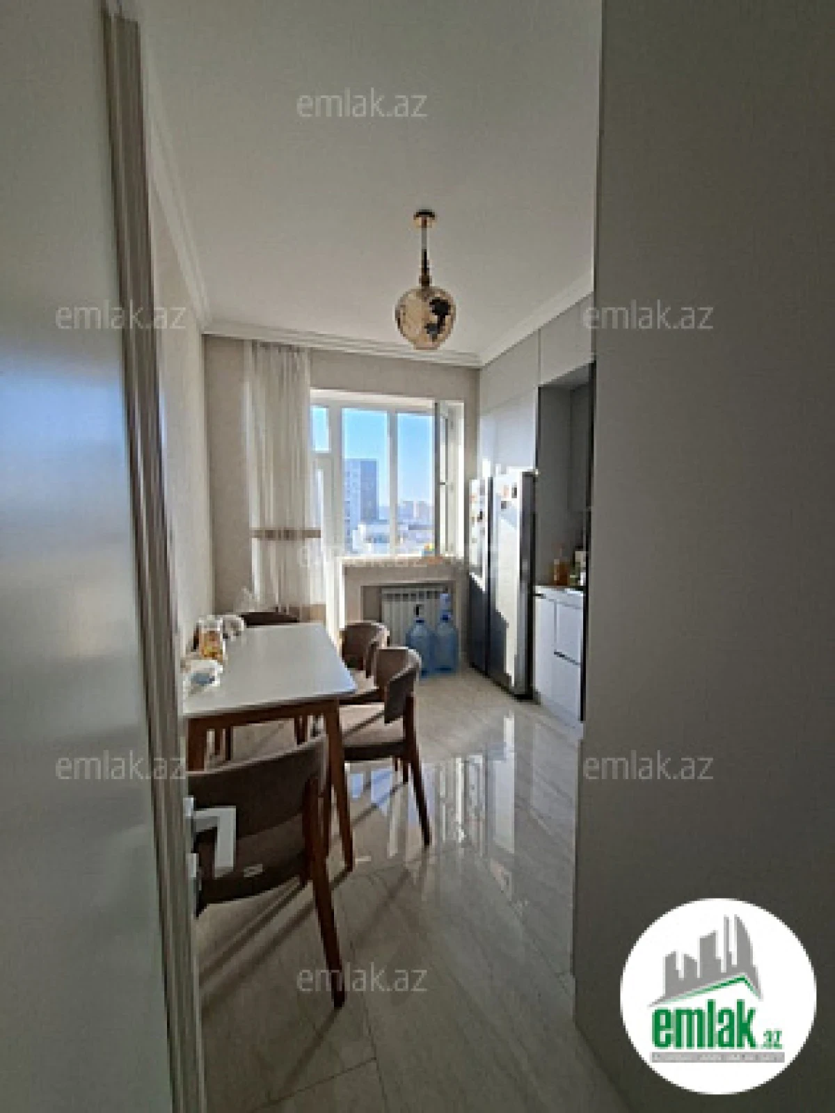 Satılır 3 otaqlı yeni tikili 110 m²